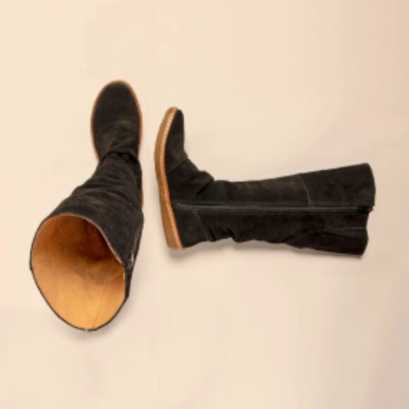 El Naturalista, Black Silk Suede zip boots, rubber sole in 5.5, 6 - Picture 3 of 5